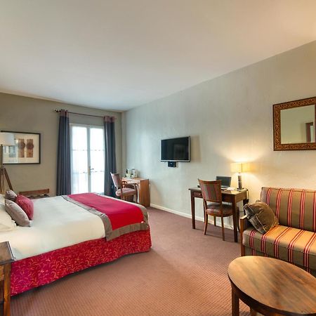 Hotel D'Aragon - Place De La Comedie Montpellier Eksteriør billede