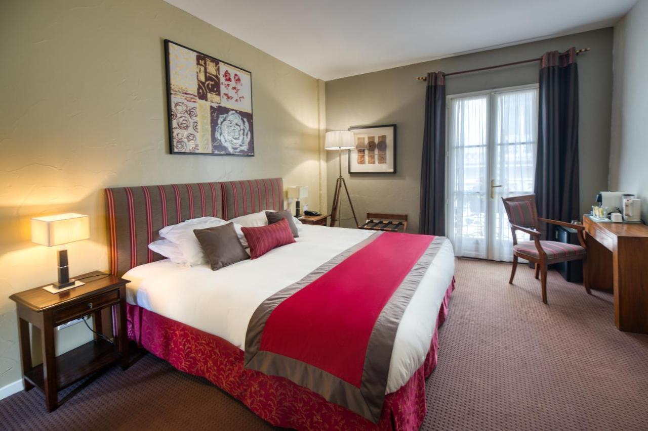 Hotel D'Aragon - Place De La Comedie Montpellier Eksteriør billede