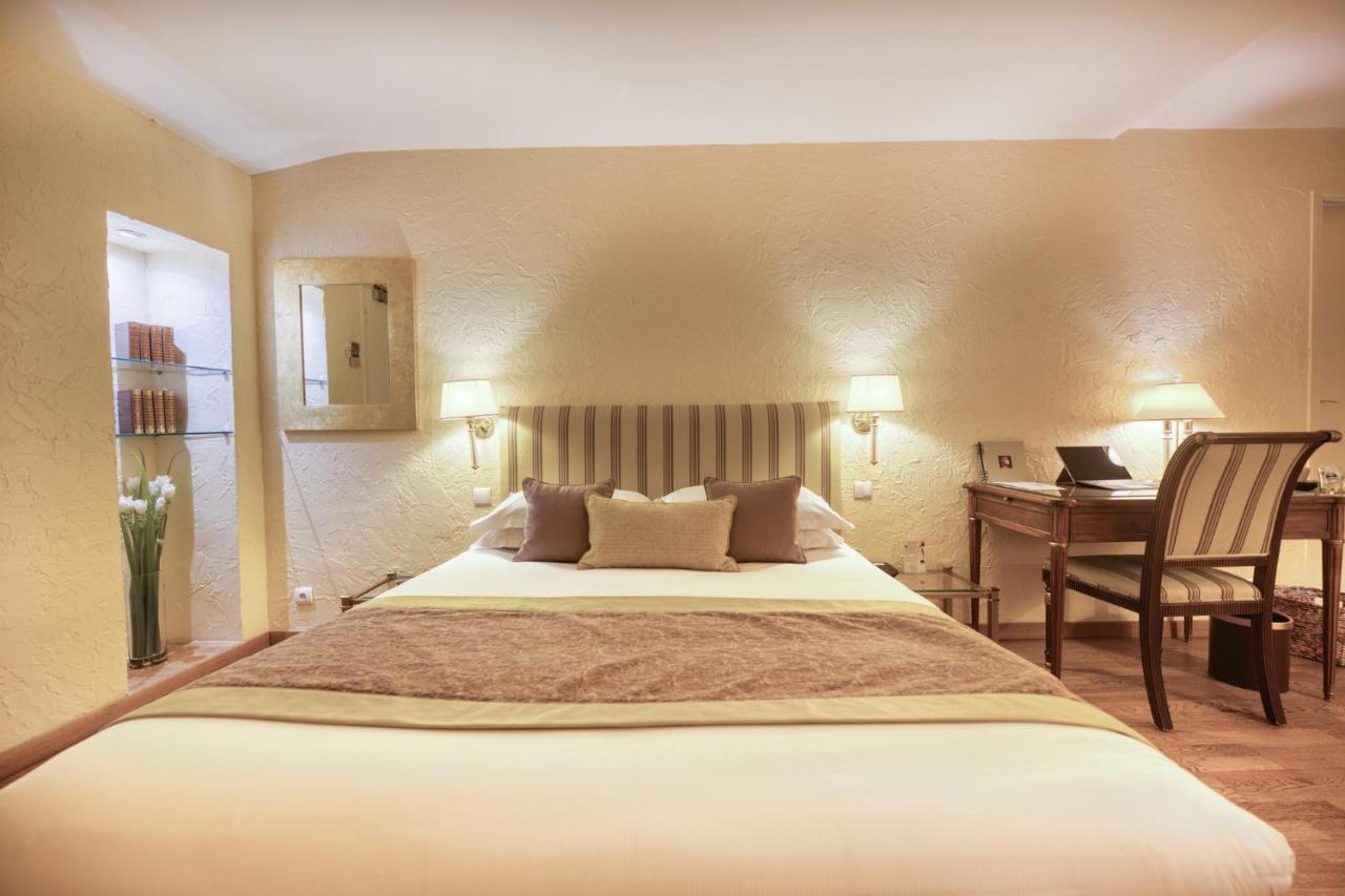 Hotel D'Aragon - Place De La Comedie Montpellier Eksteriør billede