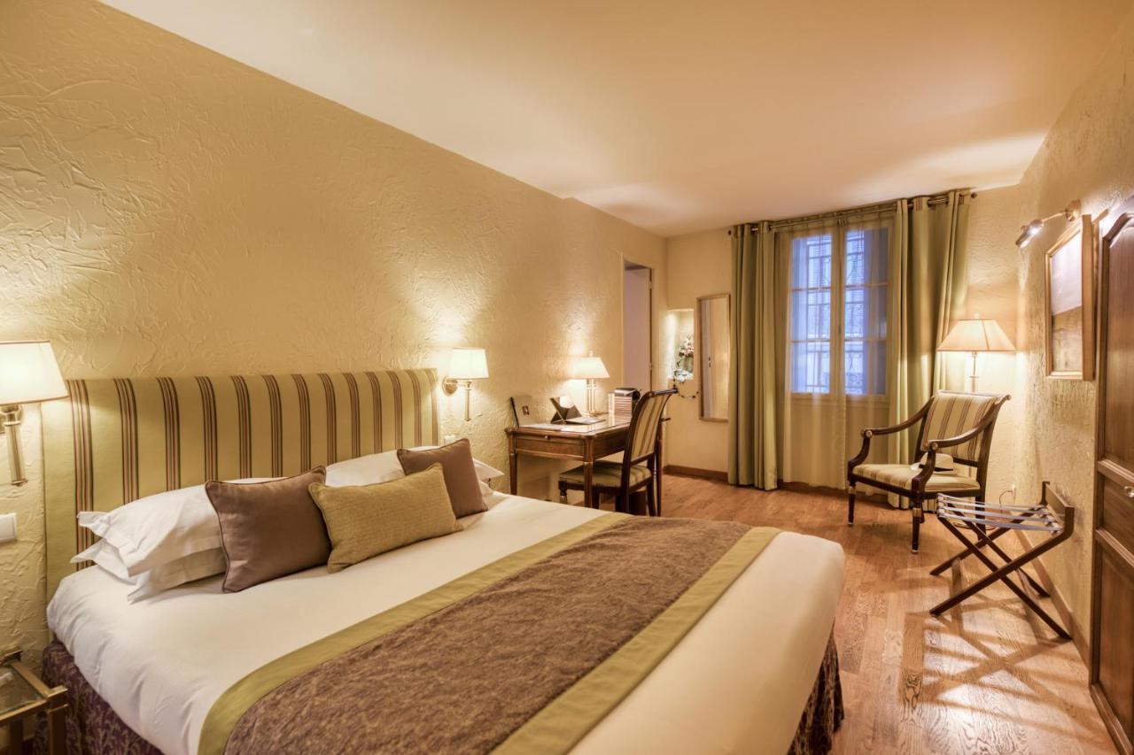 Hotel D'Aragon - Place De La Comedie Montpellier Eksteriør billede