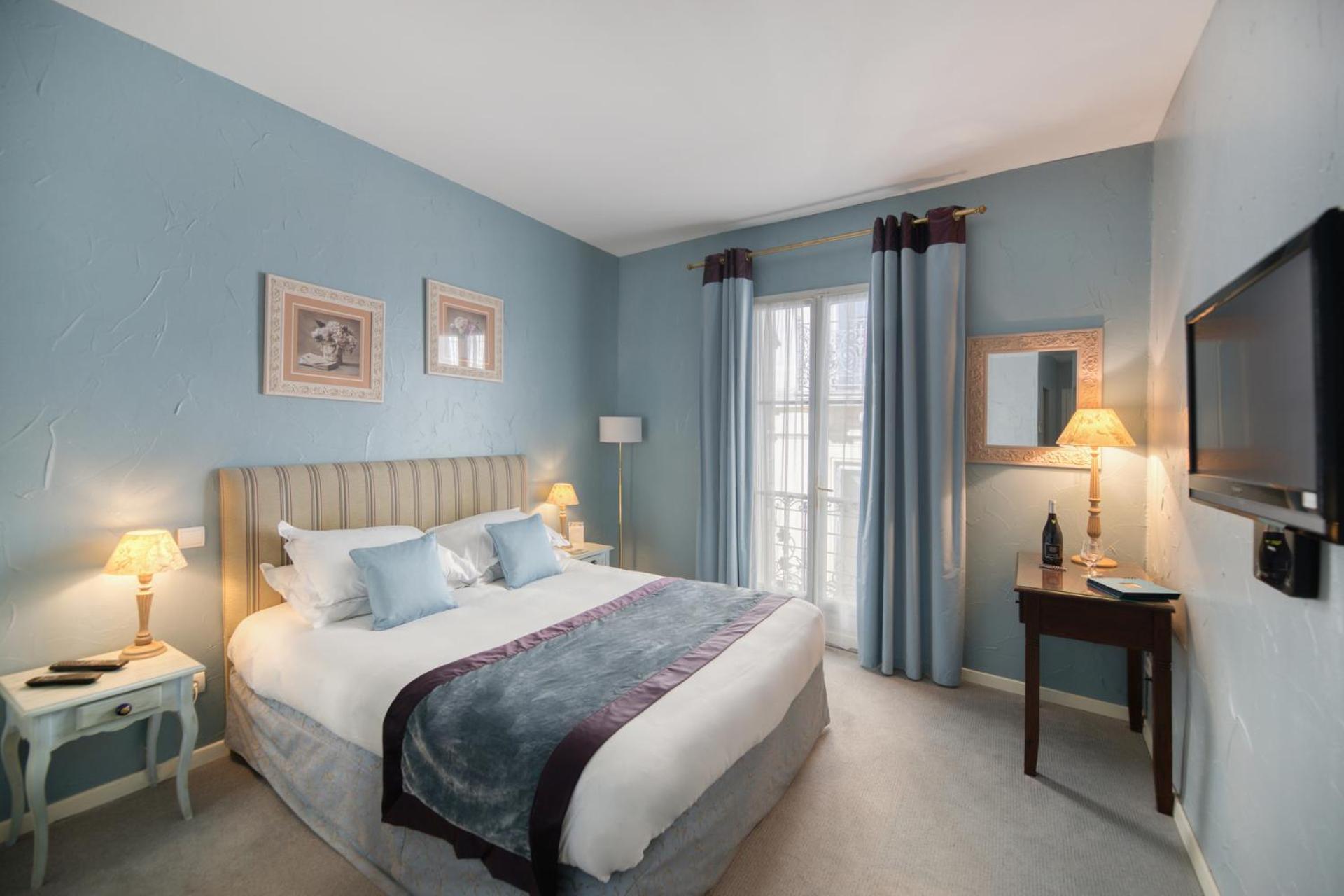Hotel D'Aragon - Place De La Comedie Montpellier Eksteriør billede