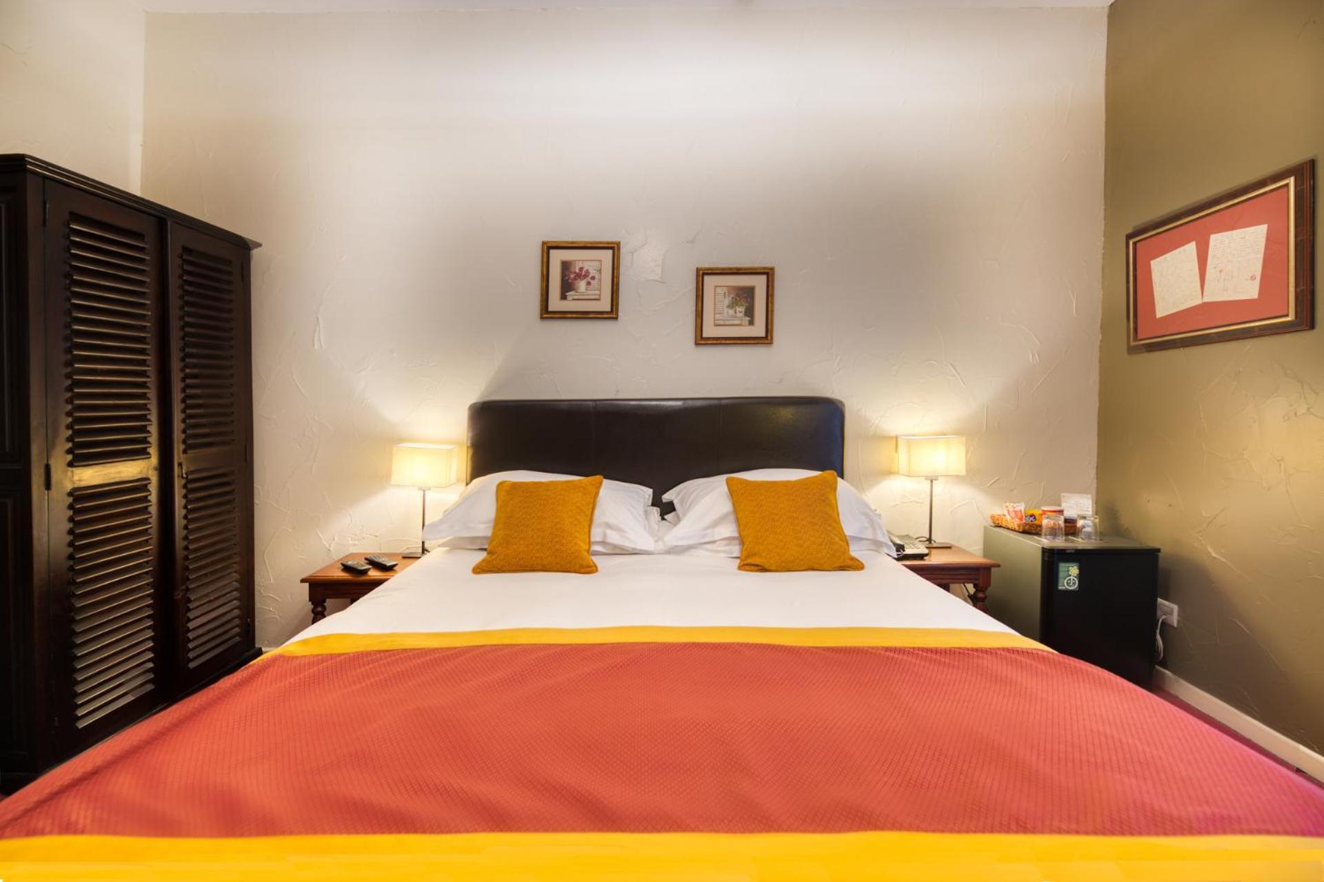 Hotel D'Aragon - Place De La Comedie Montpellier Eksteriør billede