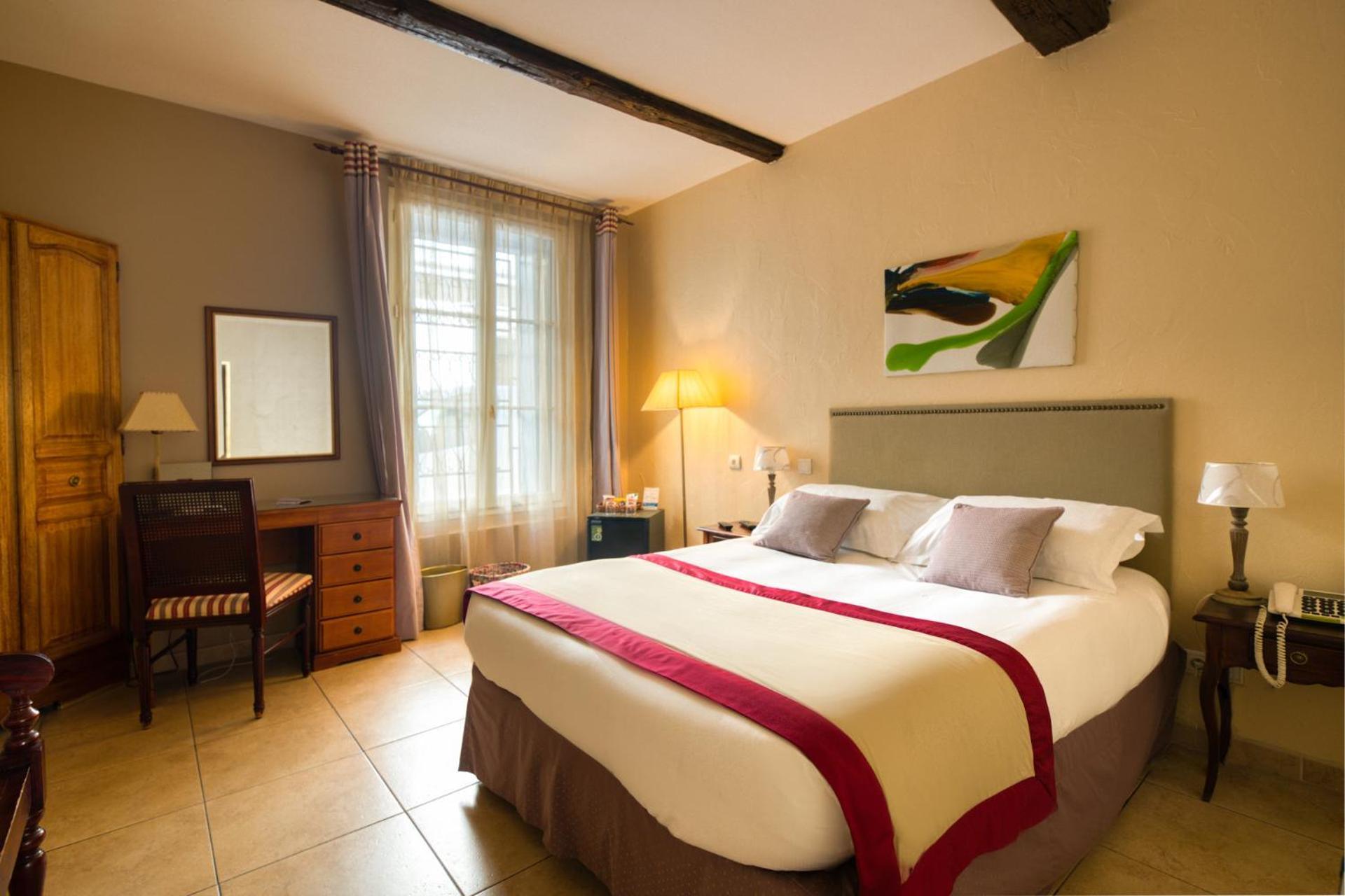 Hotel D'Aragon - Place De La Comedie Montpellier Eksteriør billede