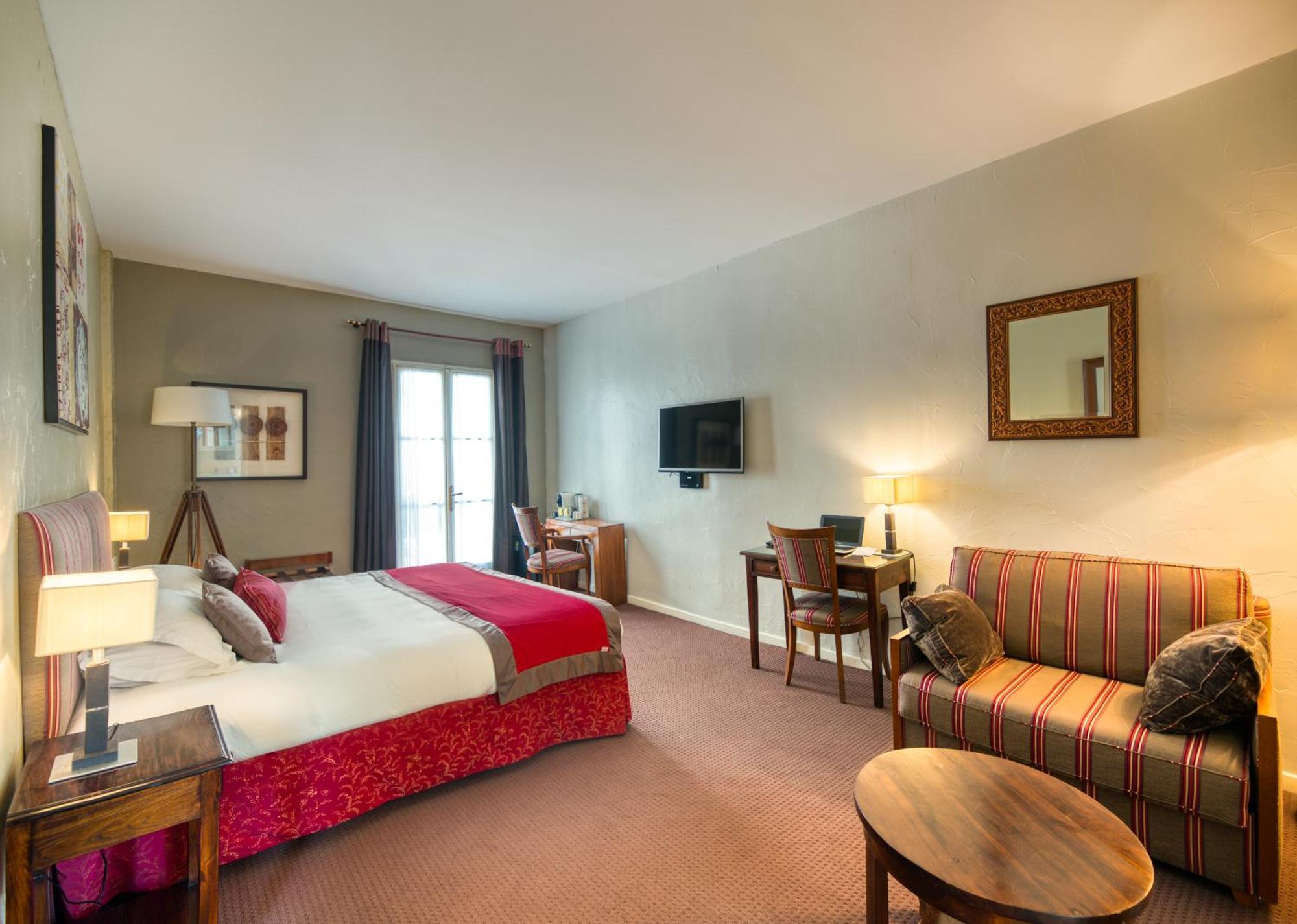 Hotel D'Aragon - Place De La Comedie Montpellier Eksteriør billede