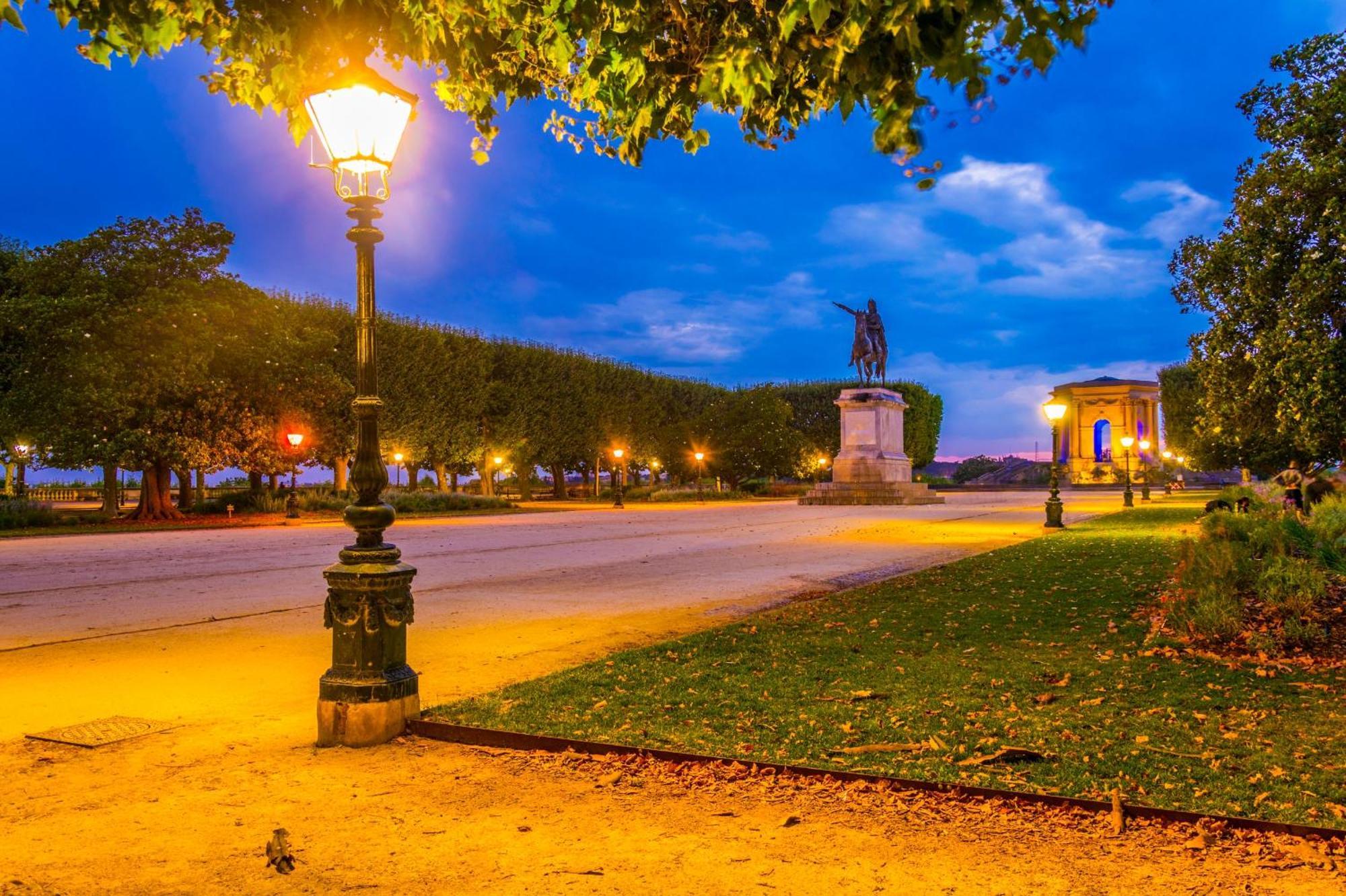 Hotel D'Aragon - Place De La Comedie Montpellier Eksteriør billede