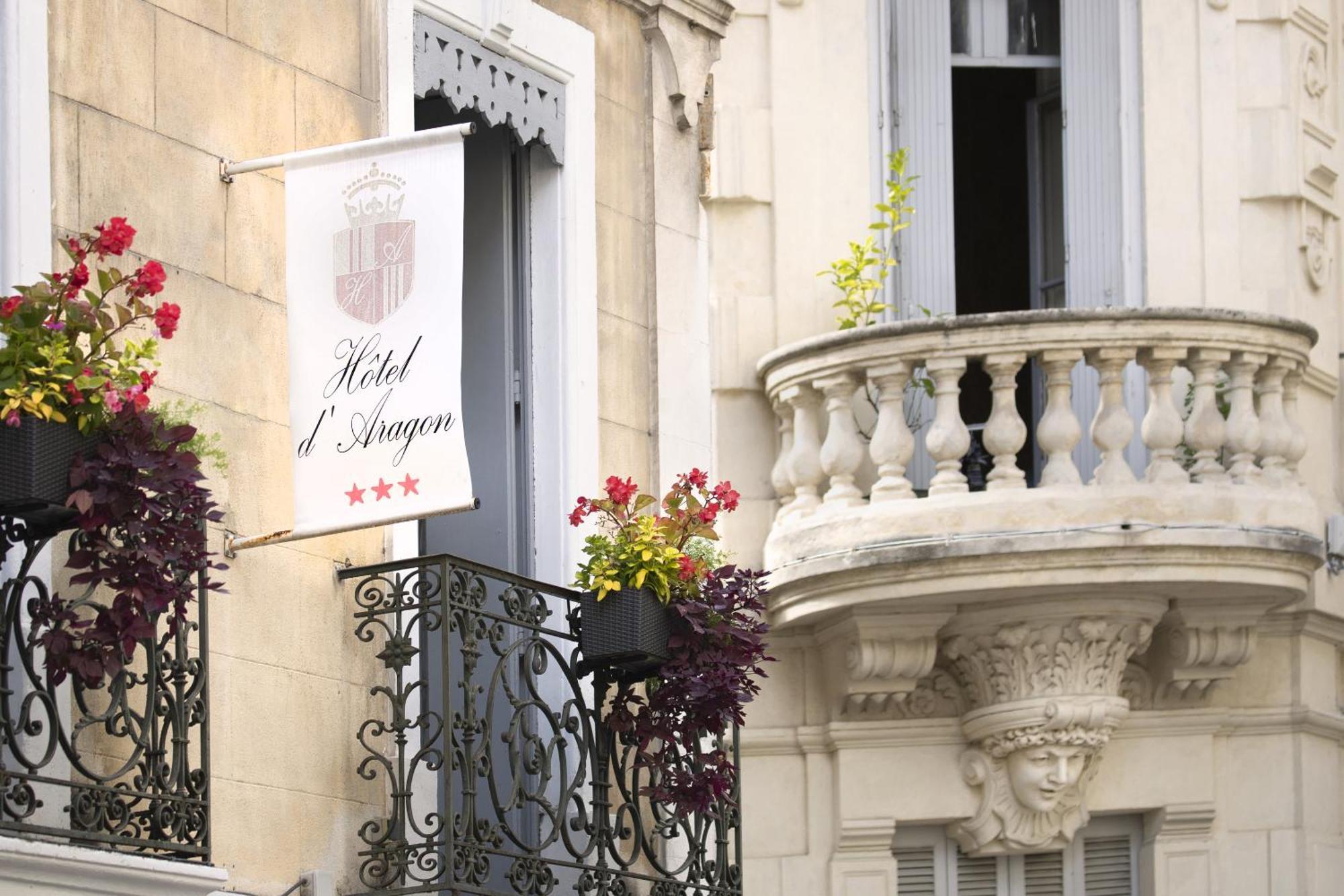 Hotel D'Aragon - Place De La Comedie Montpellier Eksteriør billede